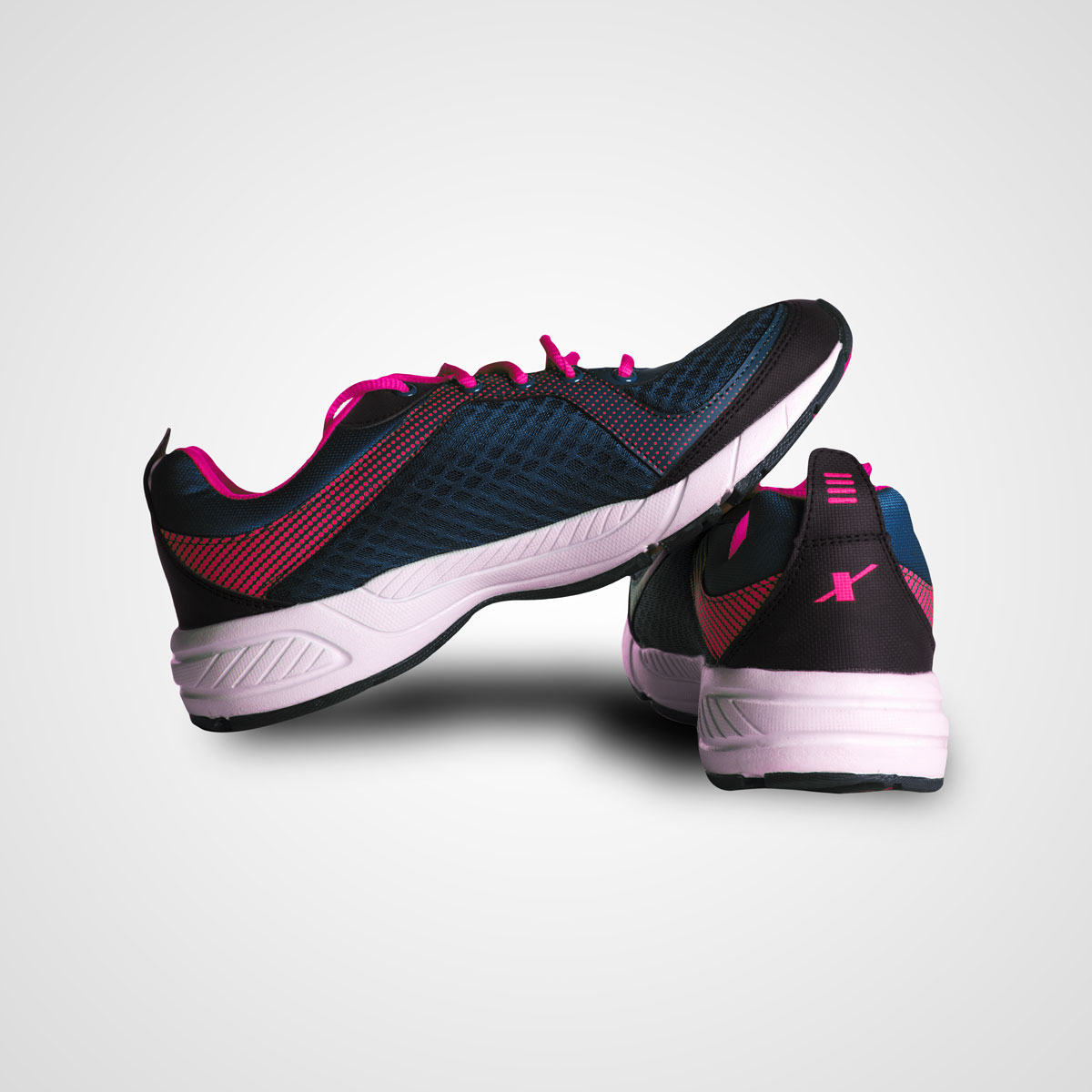 Sports Shoes